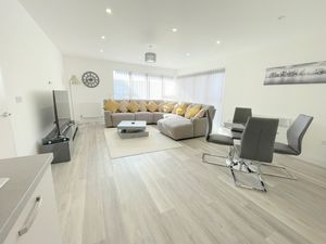 James House- click for photo gallery